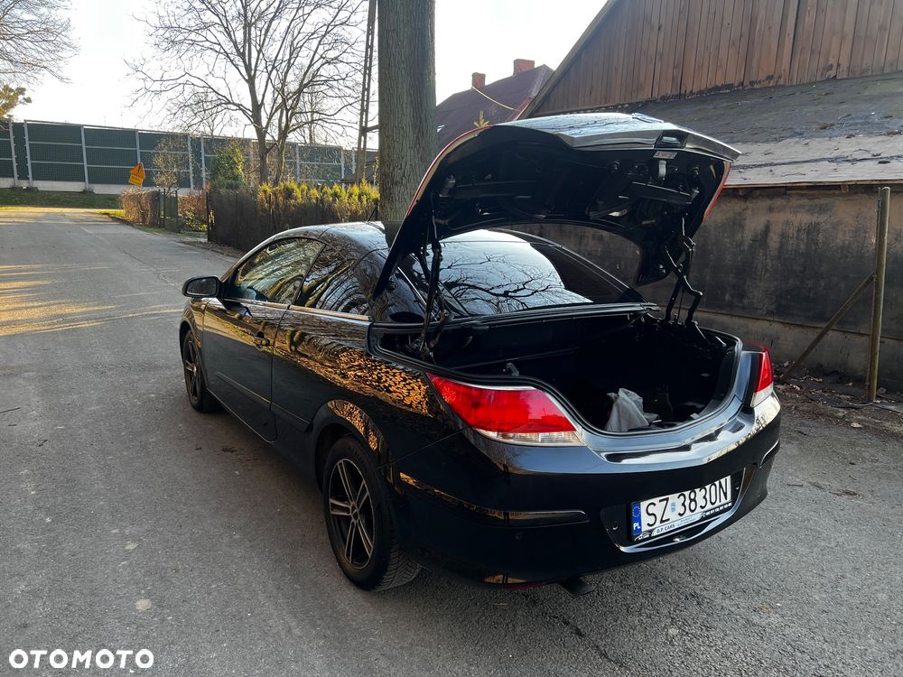 Opel Astra 1.6 Enjoy - 18
