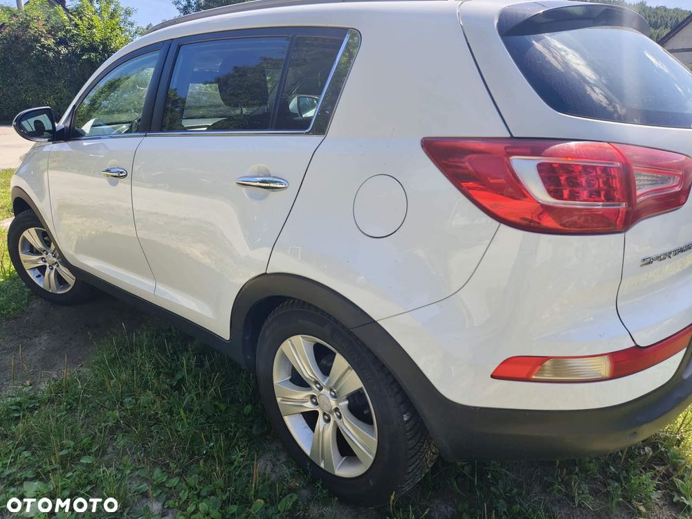 Kia Sportage 2.0 L - 4