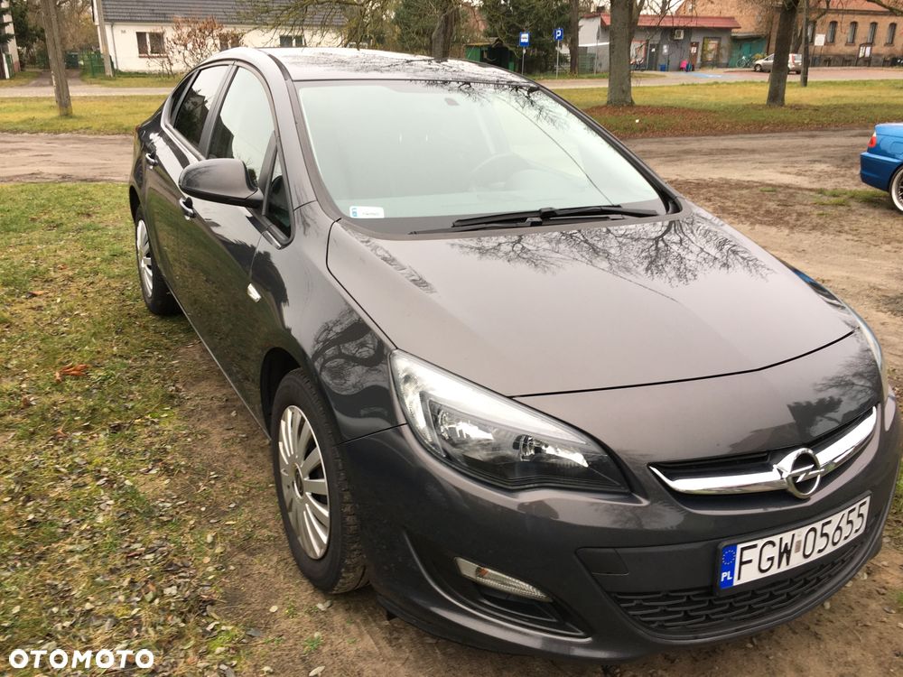 Opel Astra 1.4 T Active - 4