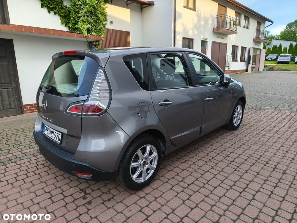Renault Scenic 1.6 16V 110 TomTom Edition - 10