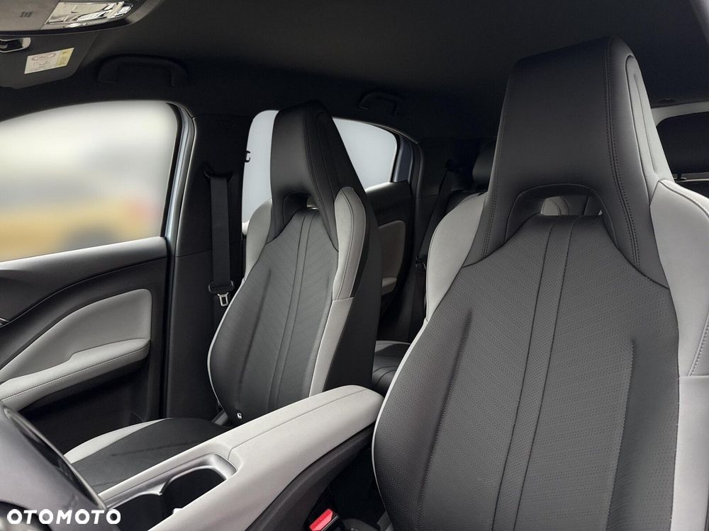 BYD Dolphin Surf - 11
