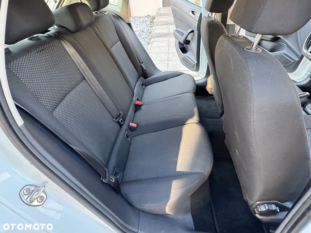 Volkswagen Polo - 15