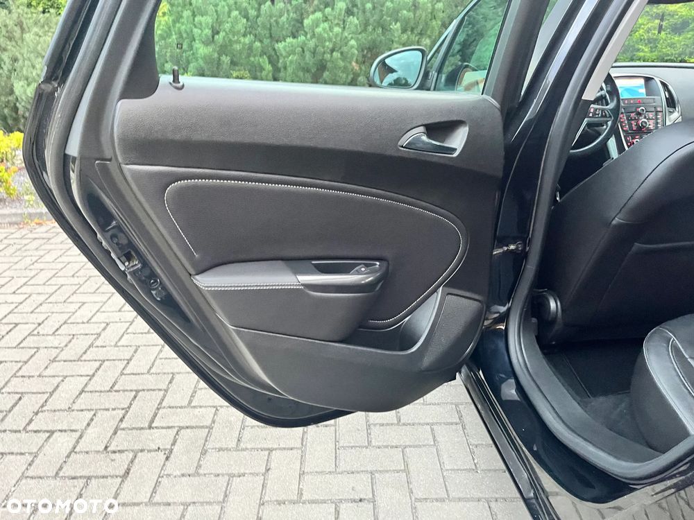 Opel Astra 1.4 Turbo Cosmo - 17