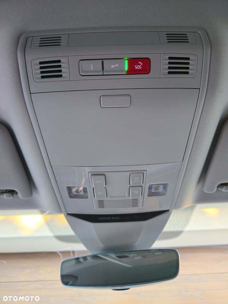 Volkswagen Passat Variant 2.0 TDI SCR Comfortline DSG - 27