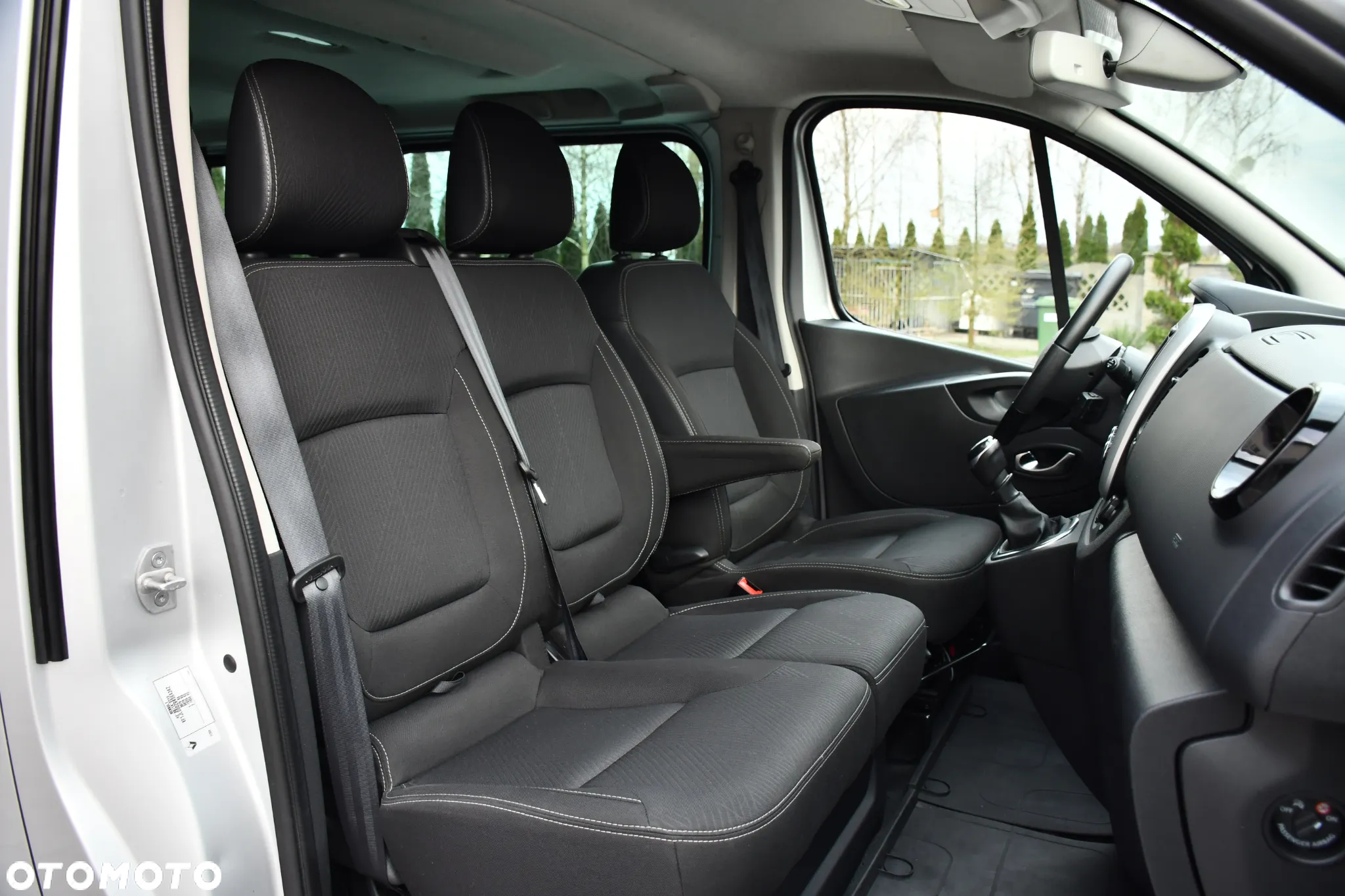 Renault Trafic Kombi 2.0 dCi L2 HD Pack Clim - 29