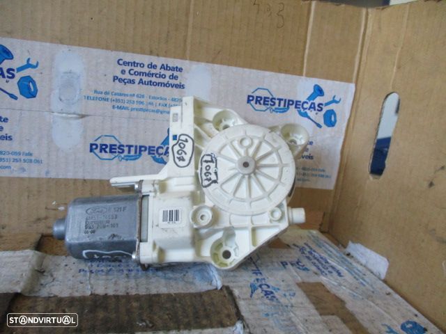 Motor Elevador Vidro 0130822216 FORD FOCUS SW 2005 FD FORD FOCUS 2 2009 1.6TDCI 90CV 5P BRANCO FD - 3
