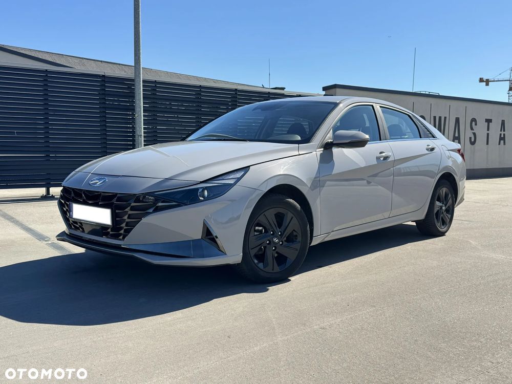 Hyundai Elantra 1.6 Smart CVT - 1