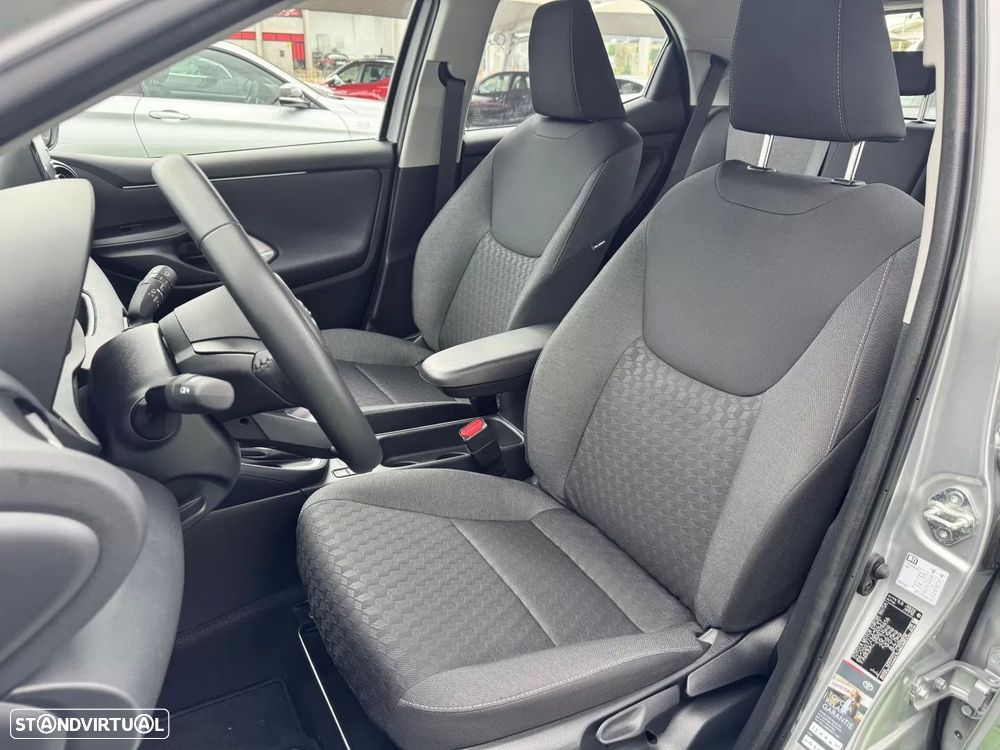 Toyota Yaris - 11