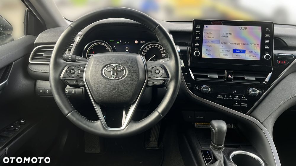 Toyota Camry 2.5 Hybrid Executive CVT - 12