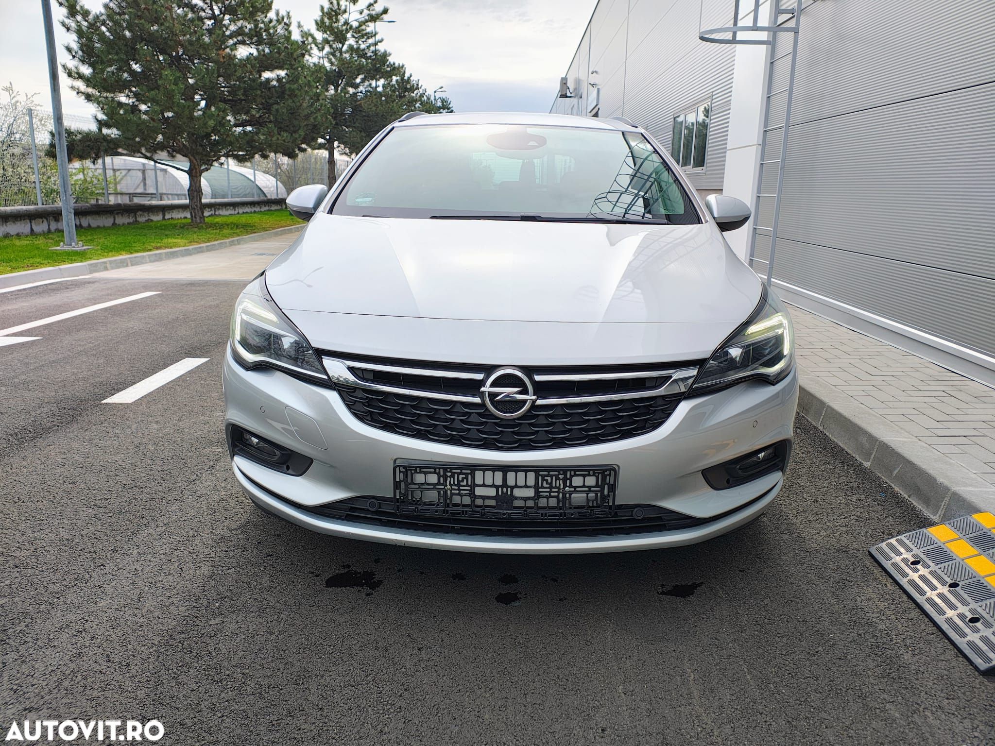Opel Astra 1.6 D (CDTI) Business - 1