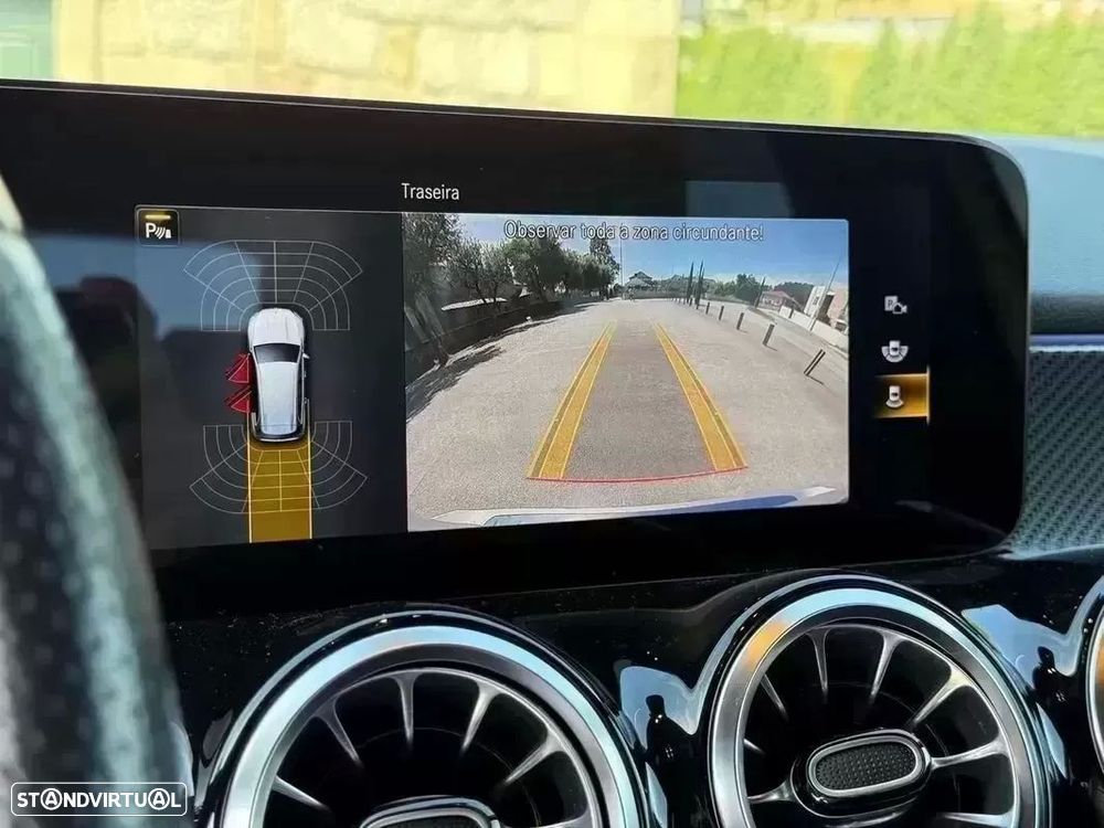 Mercedes-Benz GLB 200 d AMG Line - 18