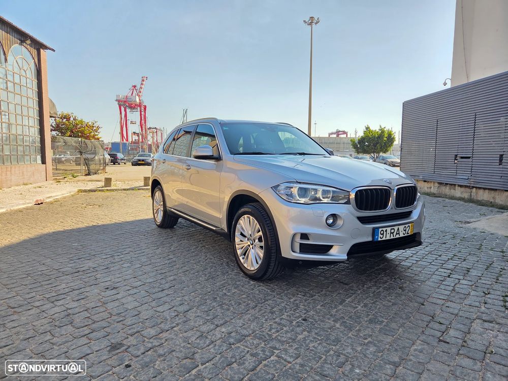 BMW X5 25 d sDrive Comfort 7L - 3