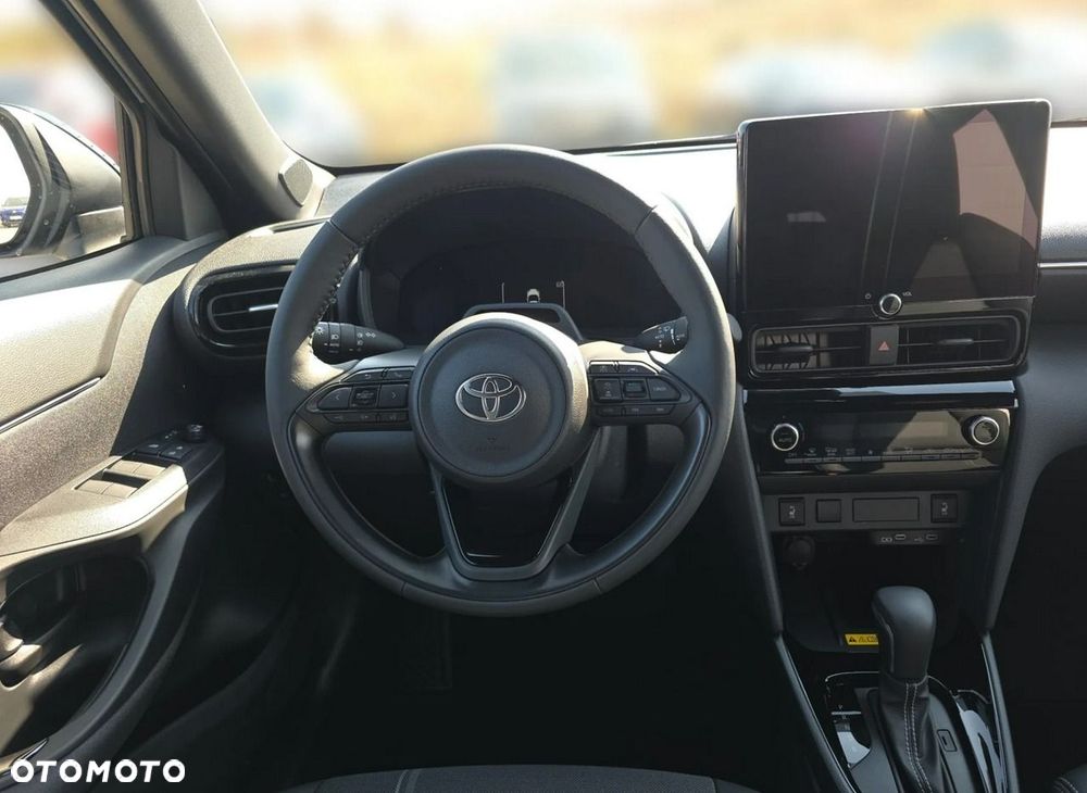 Toyota Yaris Cross - 4