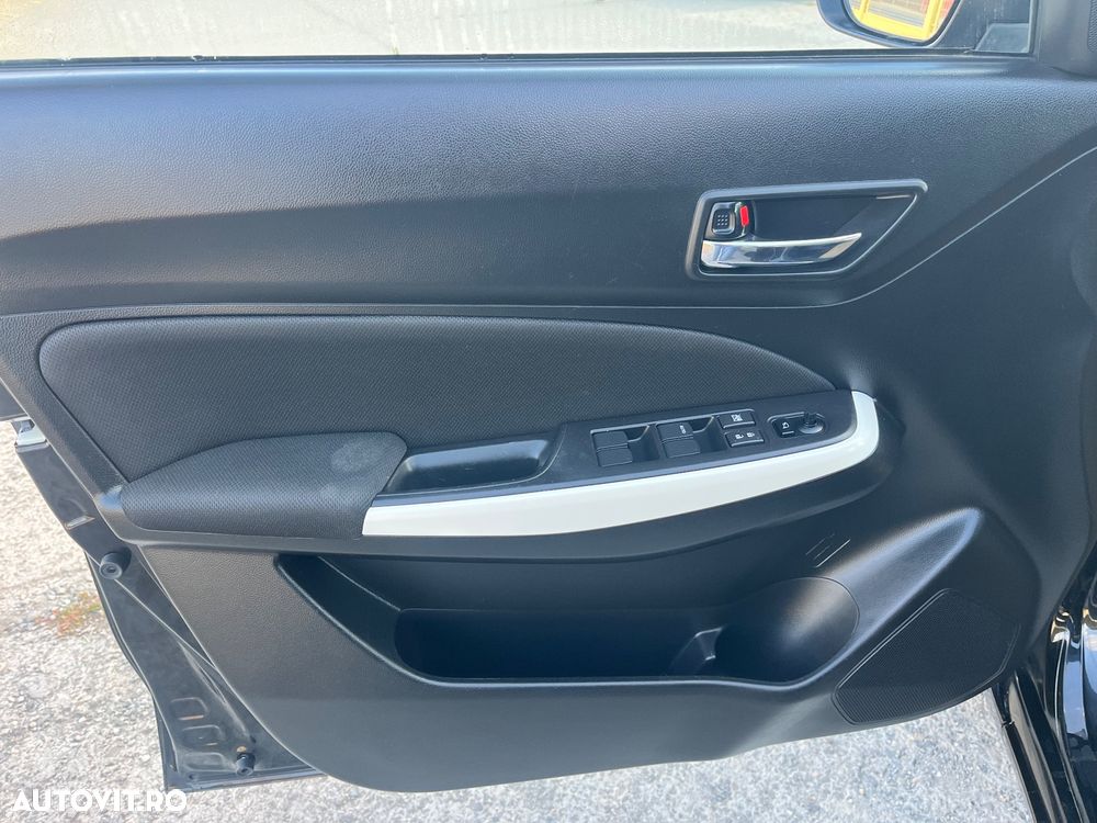 Suzuki Swift M-Hybrid 1.2 ALLGRIP Passion - 13