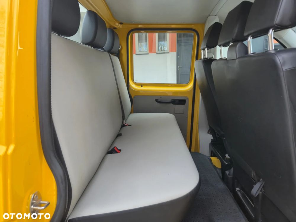 Volkswagen Transporter - 10