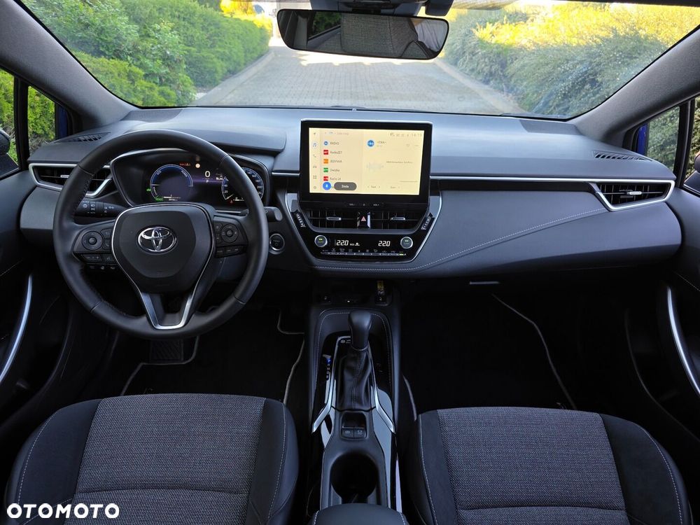 Toyota Corolla 1.8 Hybrid Style - 22