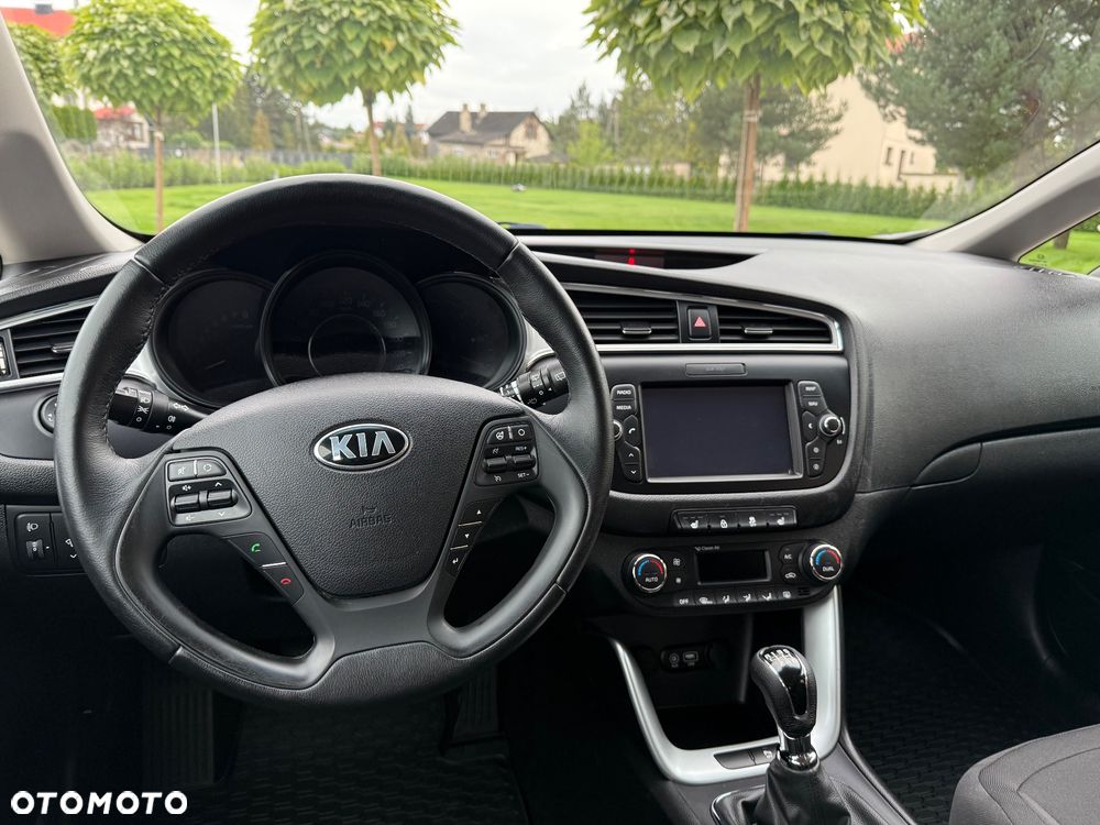 Kia Ceed 1.4 L Business Line Plus - 20