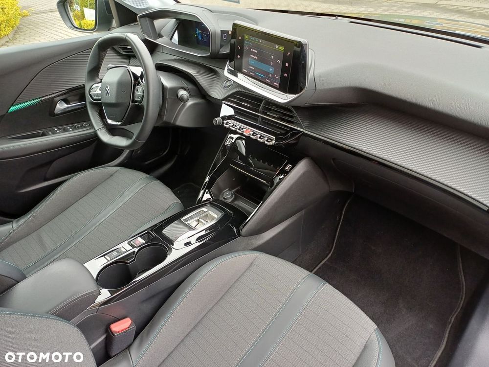 Peugeot 208 - 34