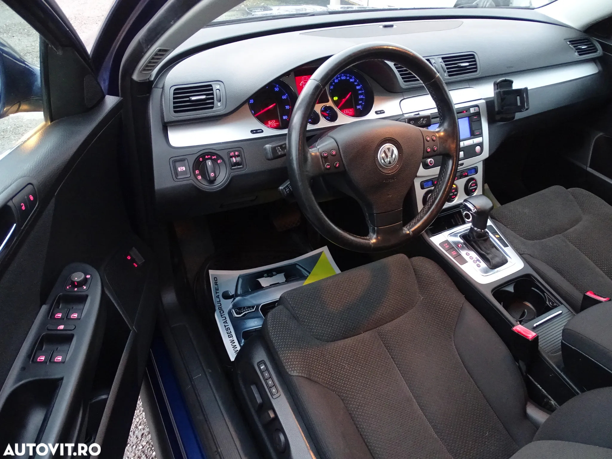 Volkswagen Passat 1.6 FSI Automatik Highline - 6