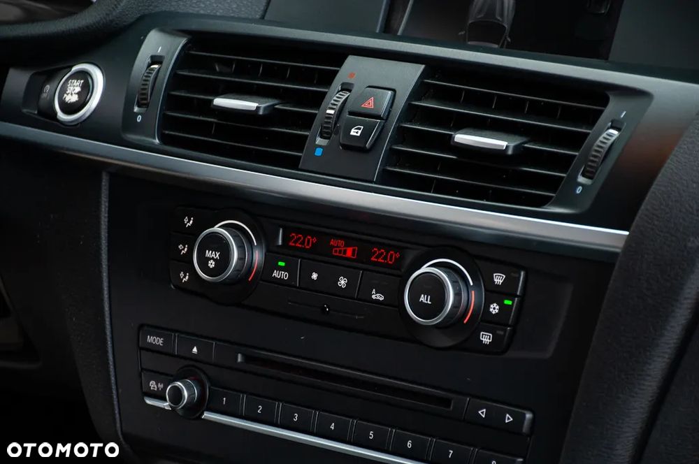 BMW X3 xDrive20d Edition Lifestyle - 20