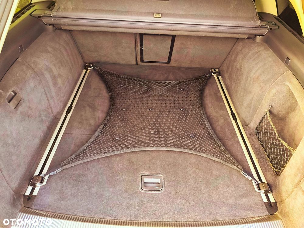 Audi A6 Avant 4.2 quattro tiptronic - 6