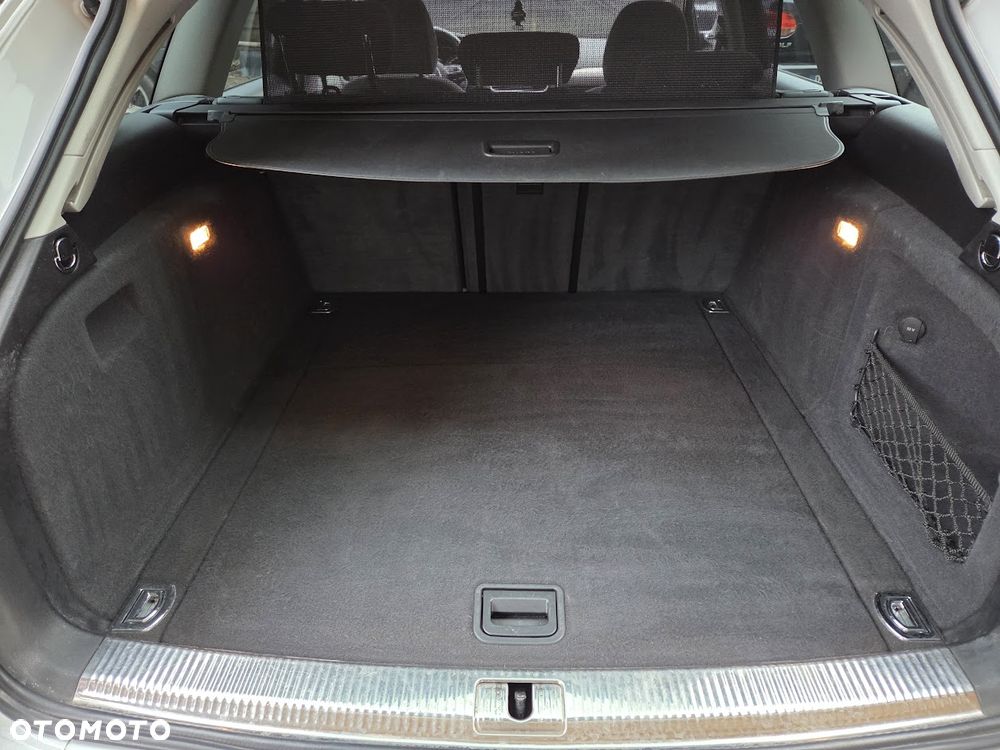 Audi A4 Avant 2.0 TDI DPF quattro S tronic S line Sportpaket - 28
