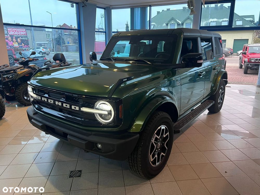 Ford Bronco - 23