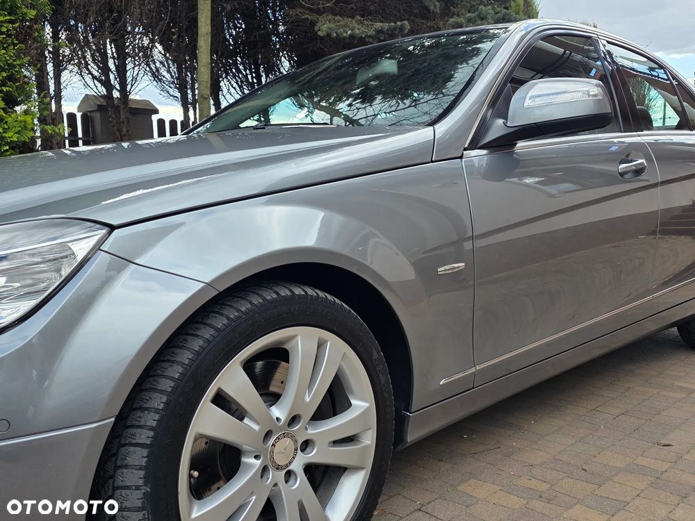 Mercedes-Benz Klasa C 350 7G-TRONIC Avantgarde - 3