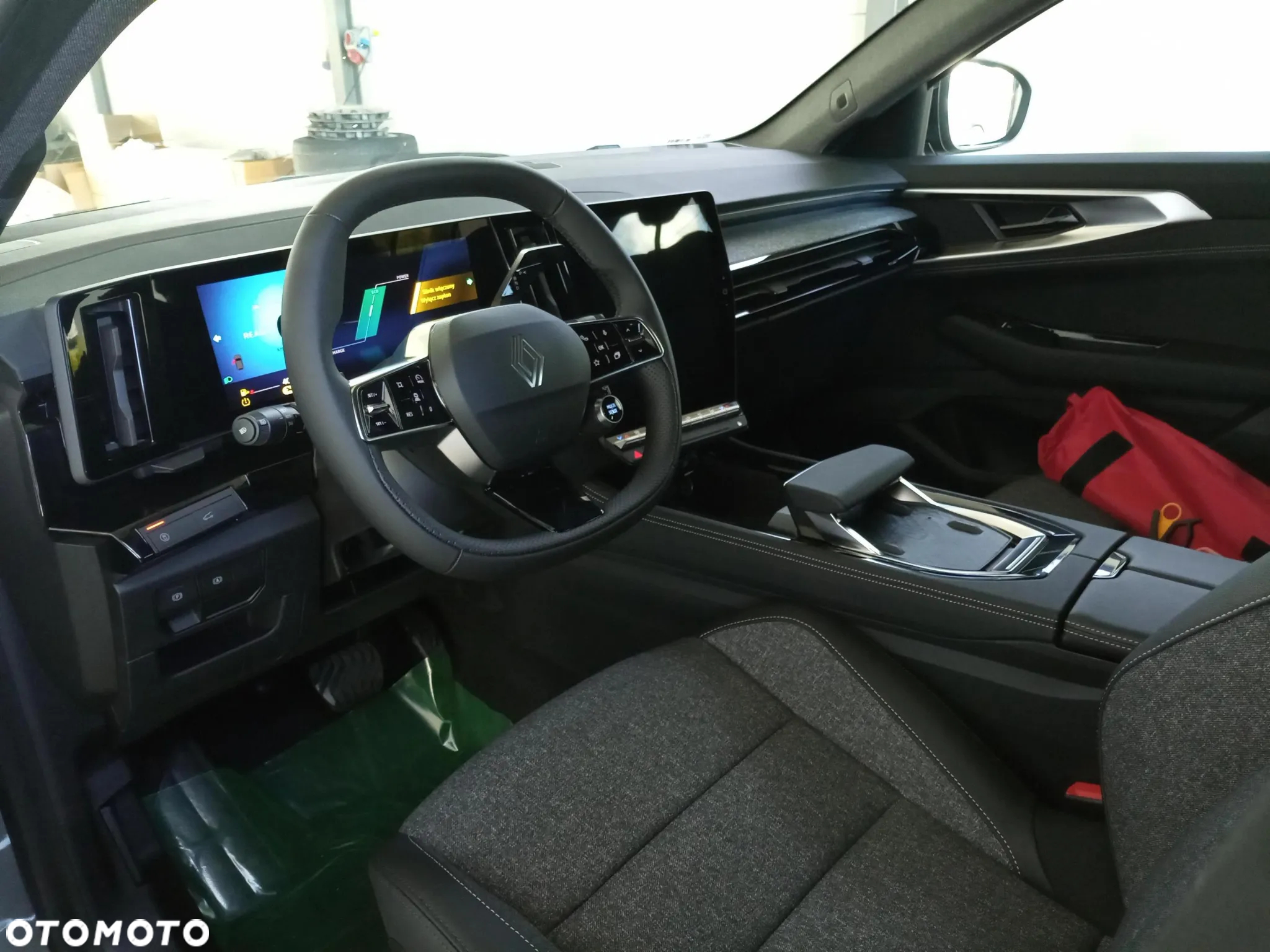Renault Austral 1.2 E-Tech Full Hybrid 200 Techno MMT - 9