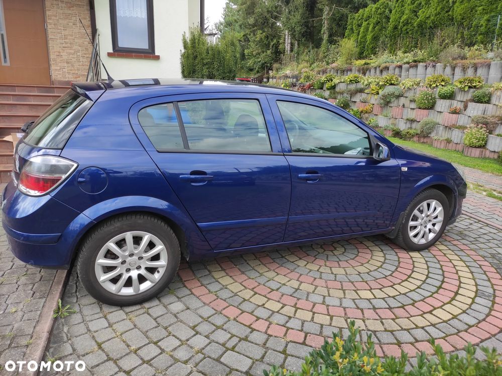 Opel Astra 1.6 - 15