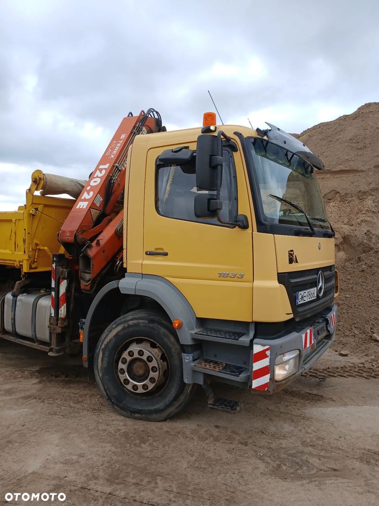 Mercedes-Benz AXOR - 2