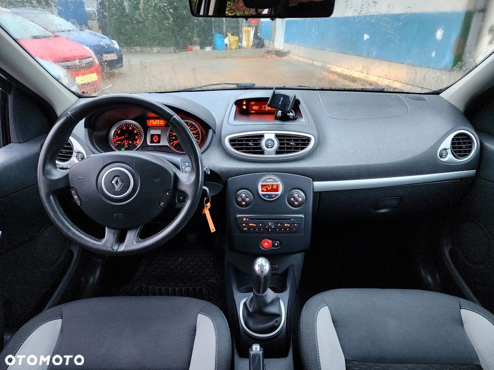 Renault Clio TCe 100 Grandtour Dynamique - 12