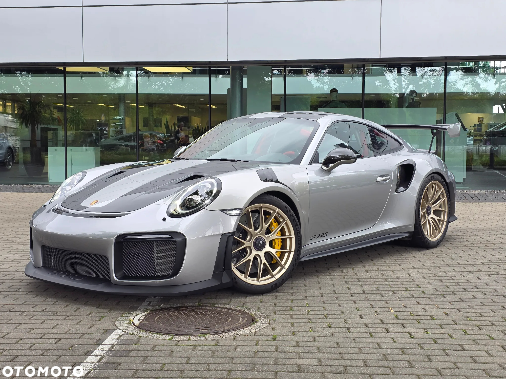 Porsche 911 GT2 RS - 2