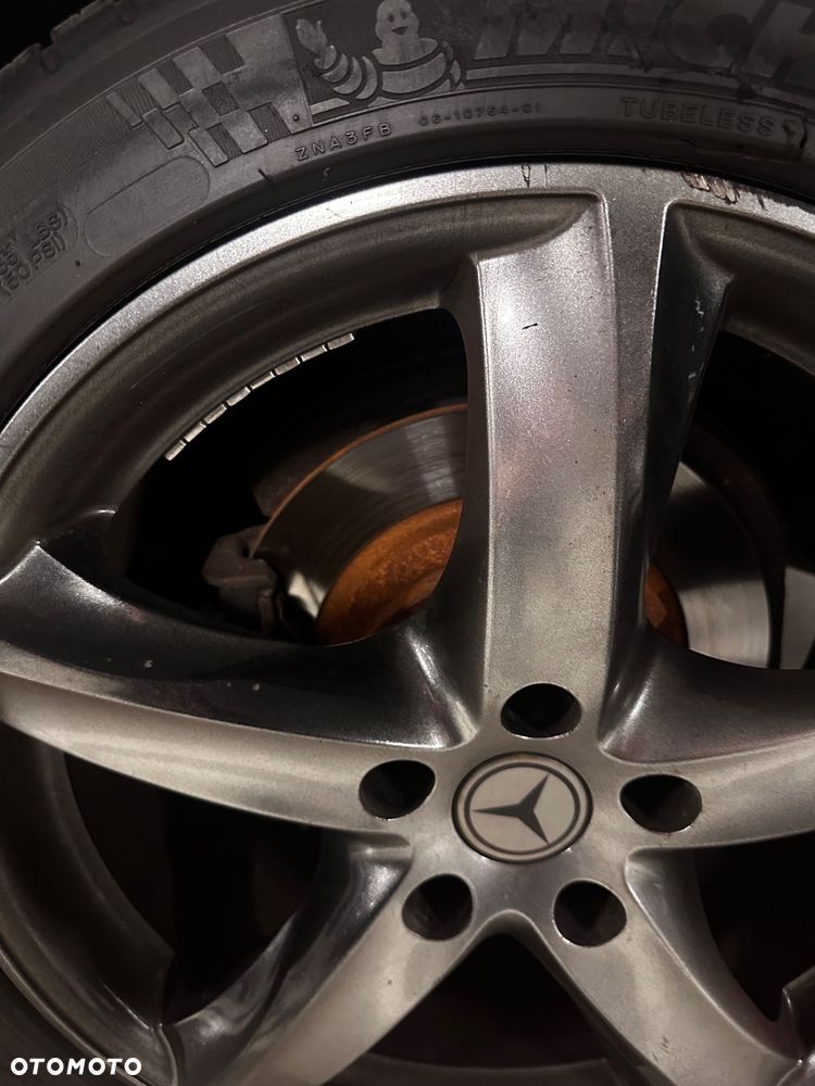 Mercedes-Benz Klasa E - 9