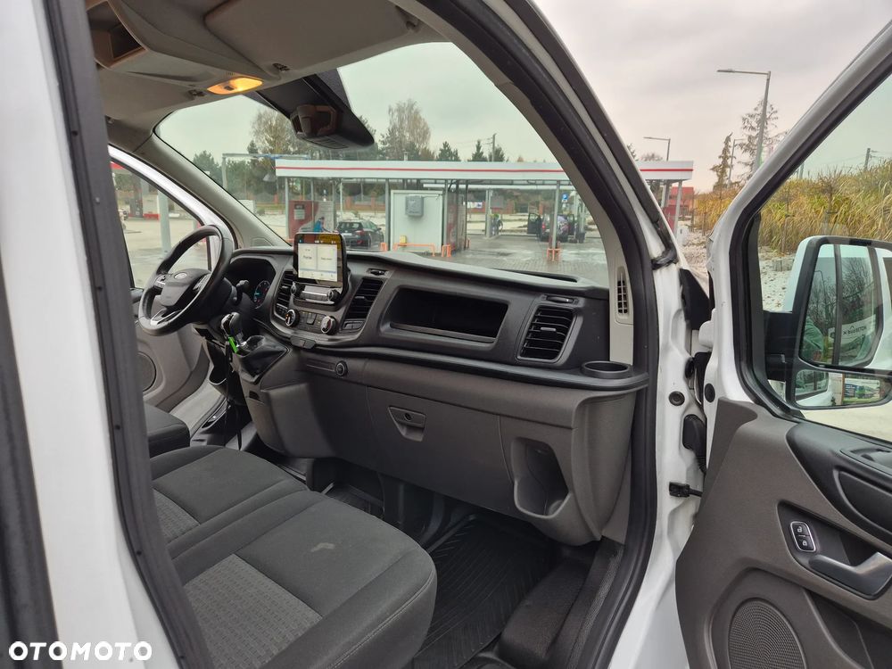 Ford Transit CUSTOM - 20