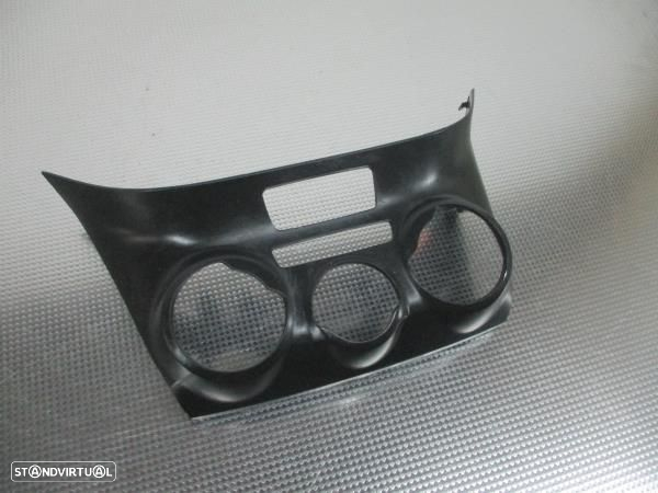 Moldura / Estrutura Consola Central / Rádio Peugeot 2008 I (Cu_) - 2