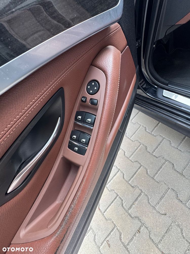 BMW Seria 5 - 10