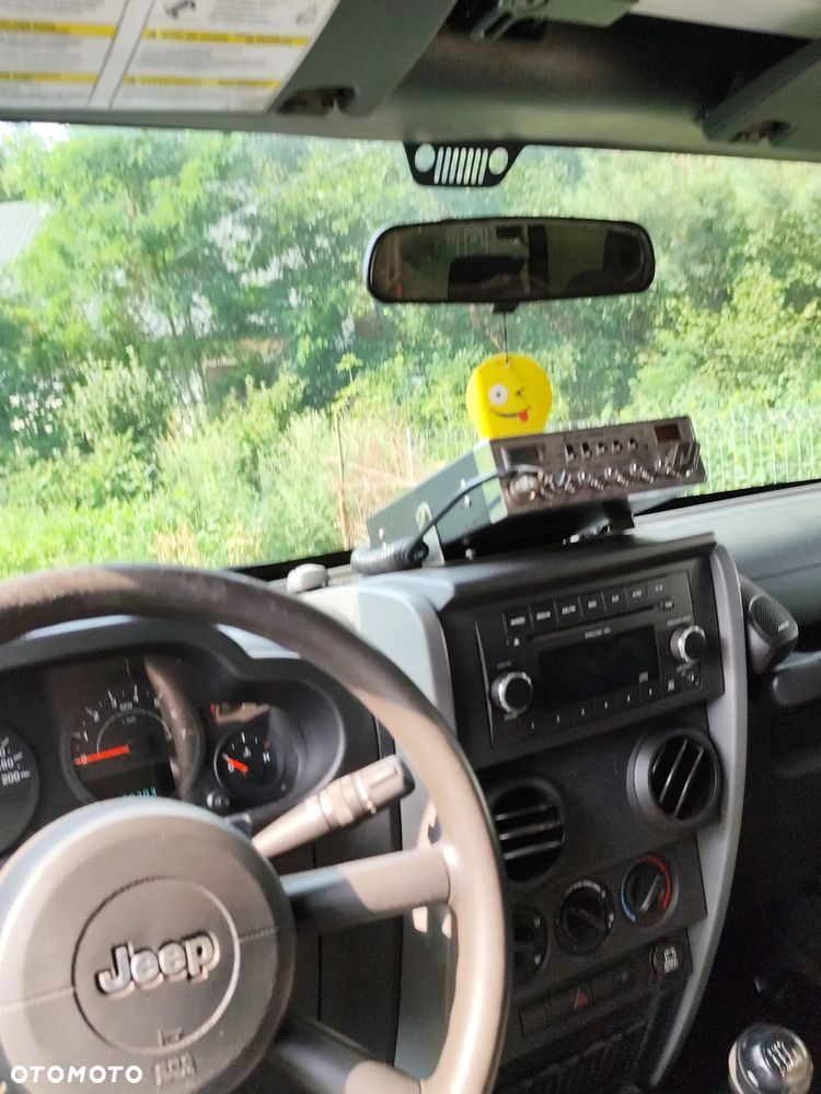 Jeep Wrangler 3.8 Sahara - 13