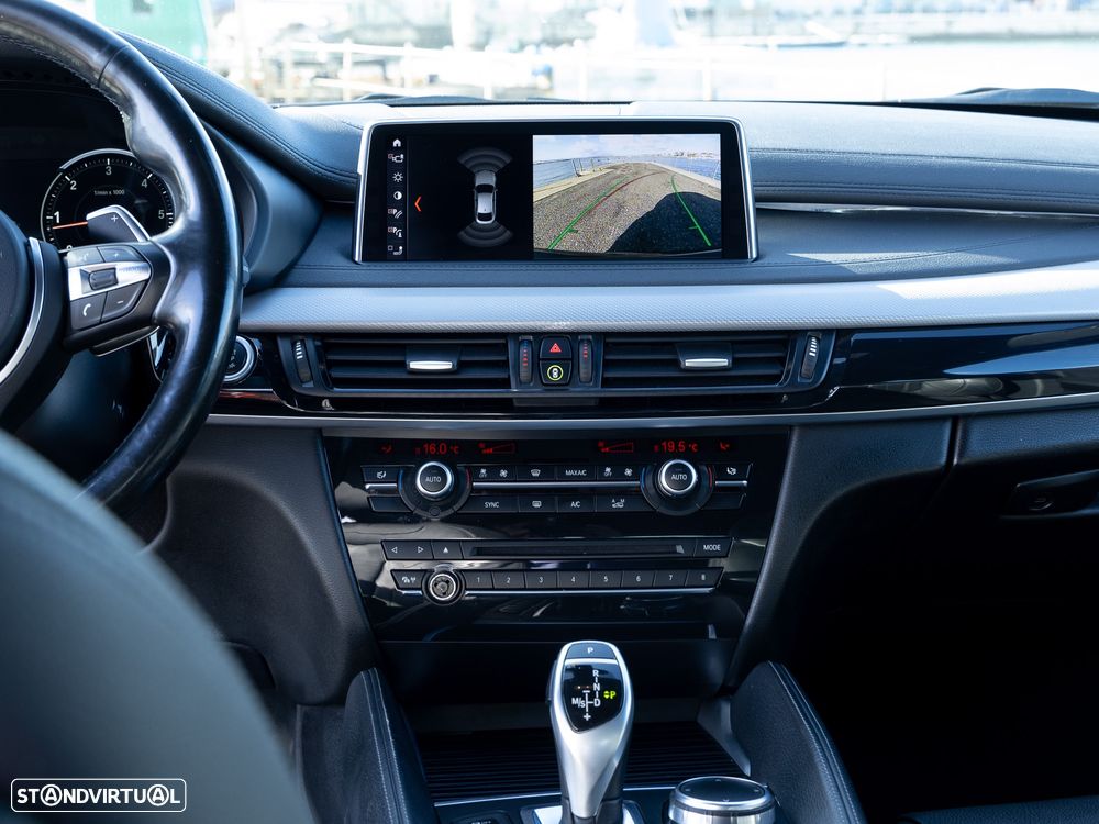 BMW X6 40 d xDrive Pack M - 12