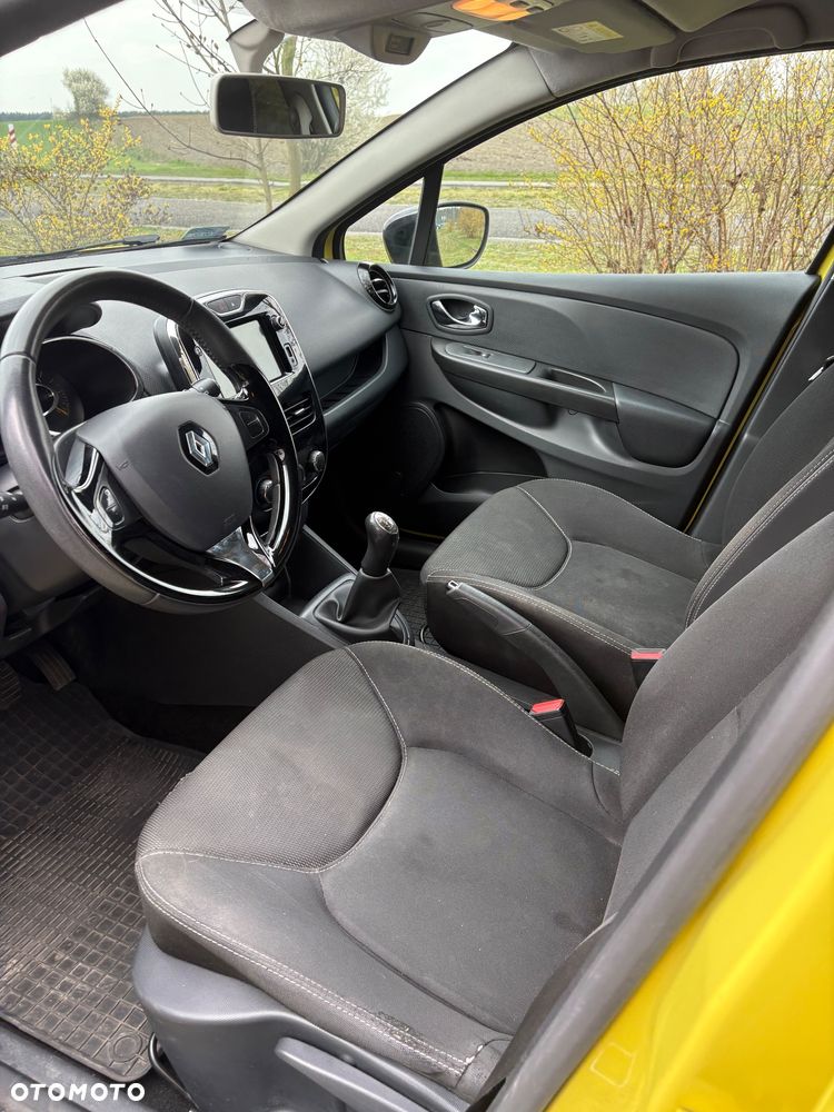 Renault Clio 1.2 16V Authentique - 10