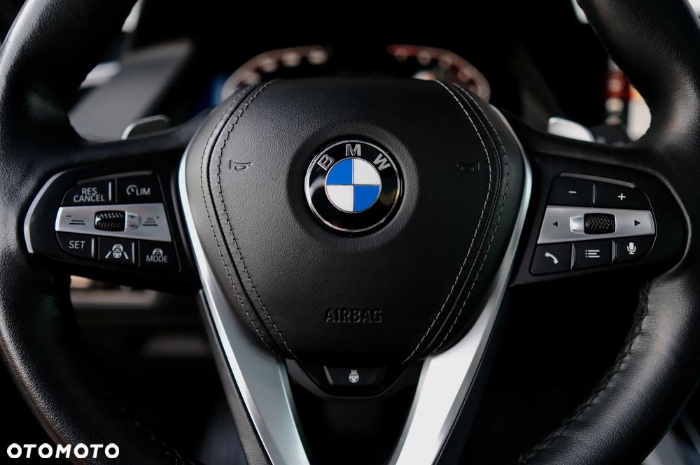 BMW X5 xDrive40i sport - 22