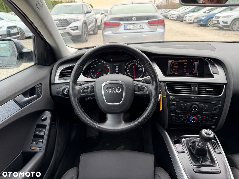 Audi A4 Limousine 2.0 TDI DPF quattro Attraction - 34