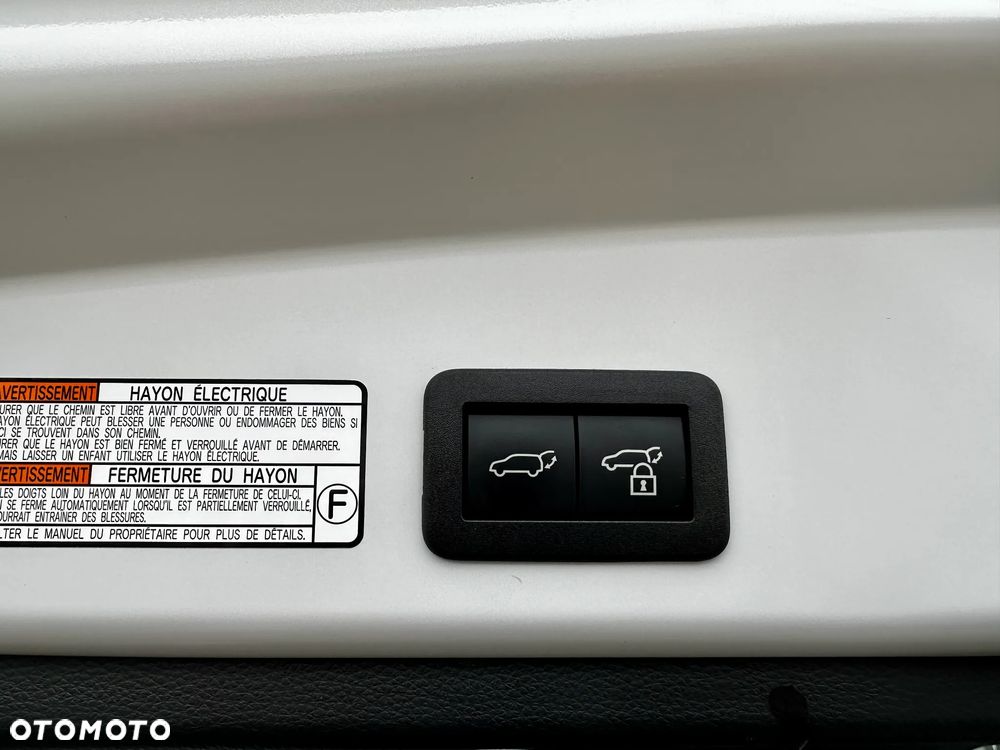 Toyota Corolla Cross 2.0 Hybrid Executive - 10