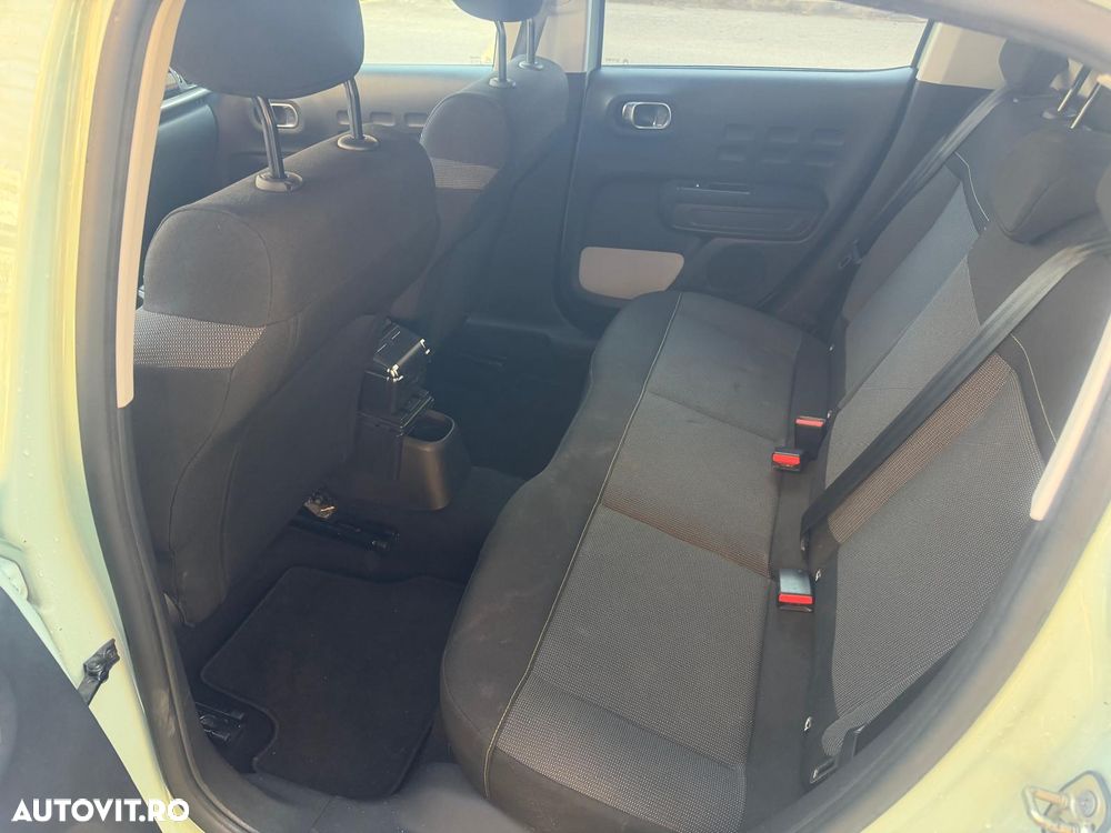 Citroën C3 Pure Tech 82 SHINE - 8