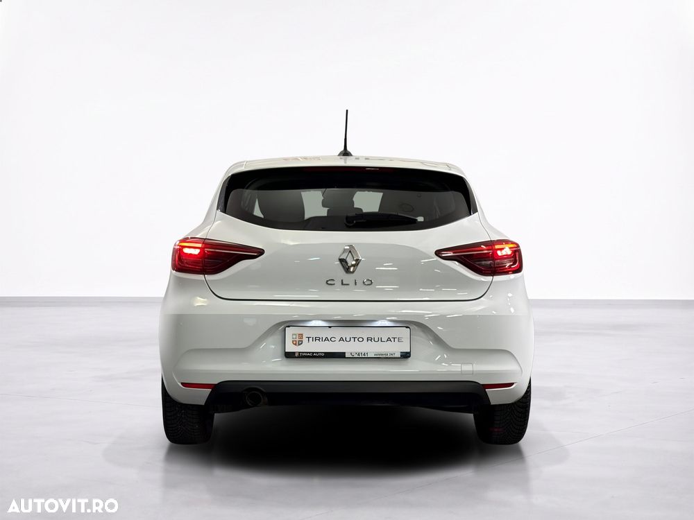 Renault Clio - 5