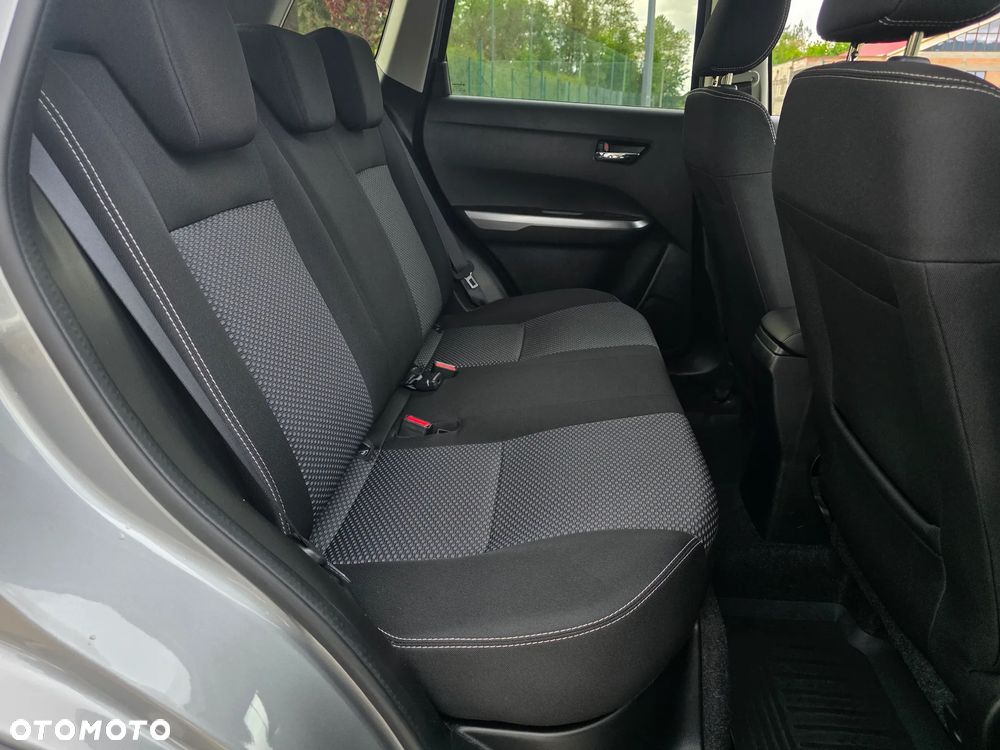 Suzuki Vitara 1.4 Boosterjet Premium 4WD - 19