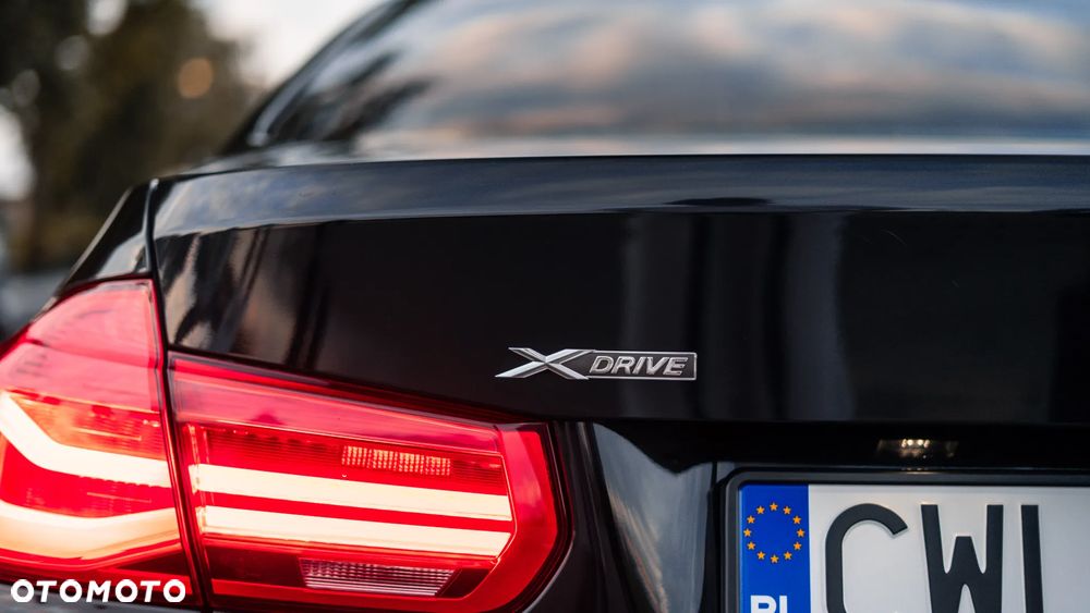 BMW Seria 3 320i GPF xDrive - 7