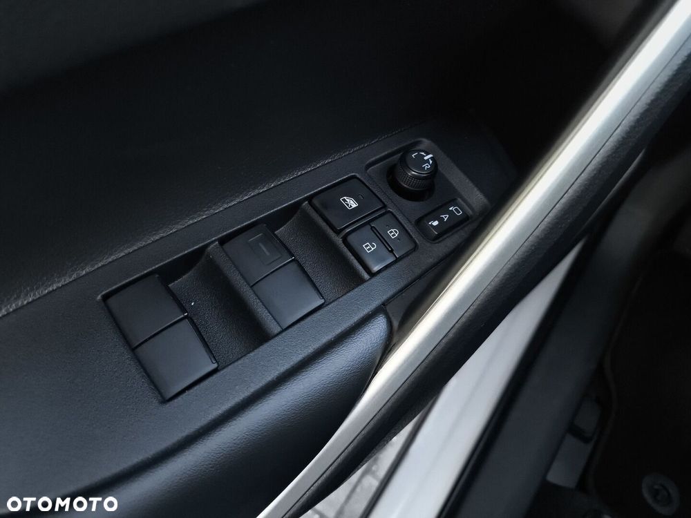 Toyota Corolla Cross - 21