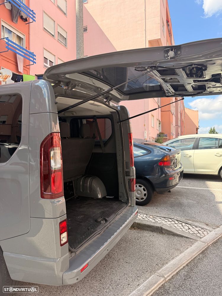 Opel Vivaro — fotografia 9
