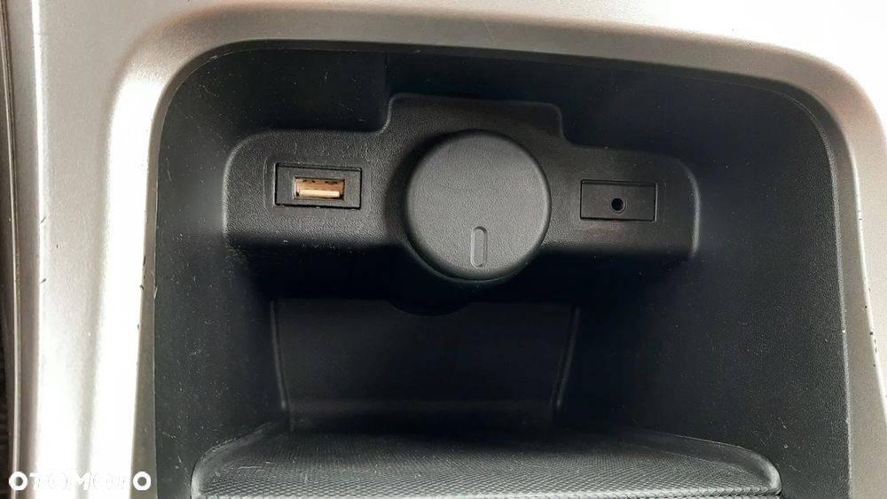 Opel Astra 1.4 Turbo - 11